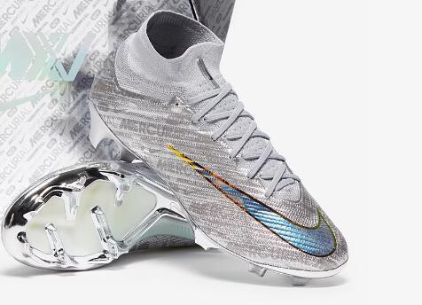 M - FUSSBALLSCHUHE