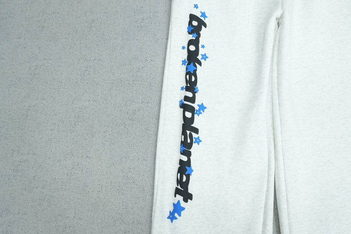 B - SWEATPANTS