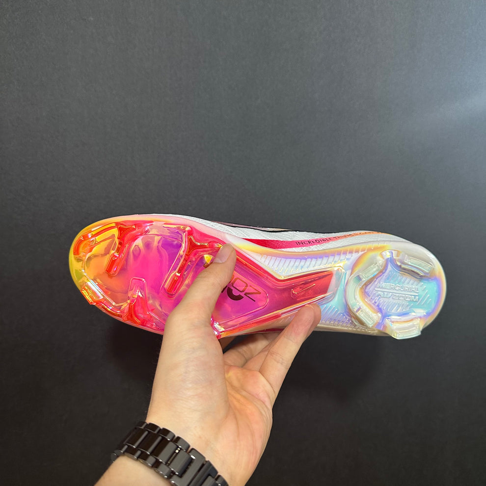 M - FUSSBALLSCHUHE