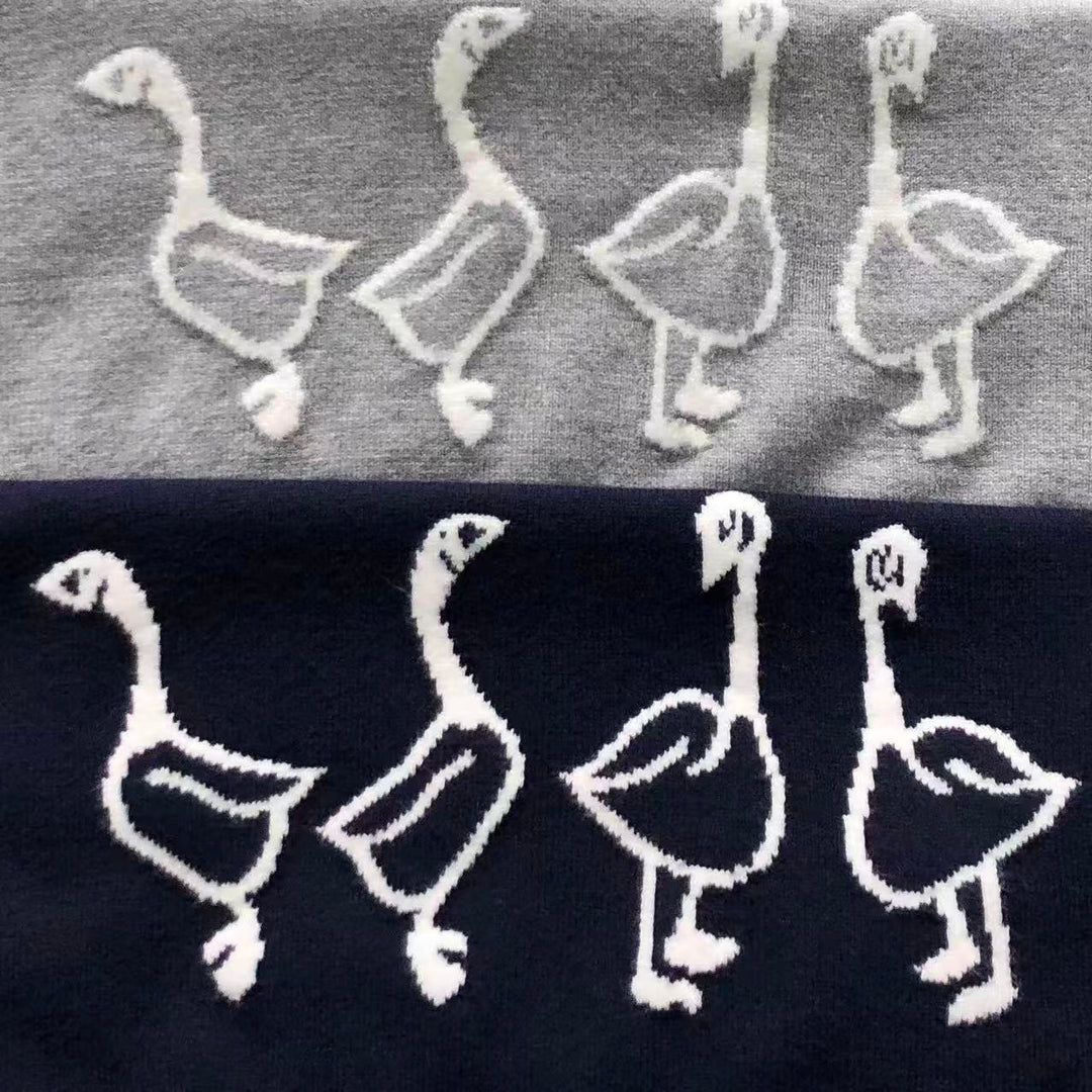 T - SWEATER
