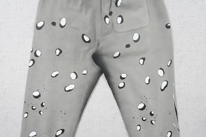 H - SWEATPANTS