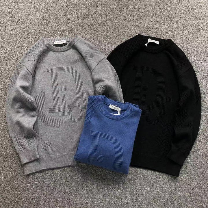 D - SWEATER