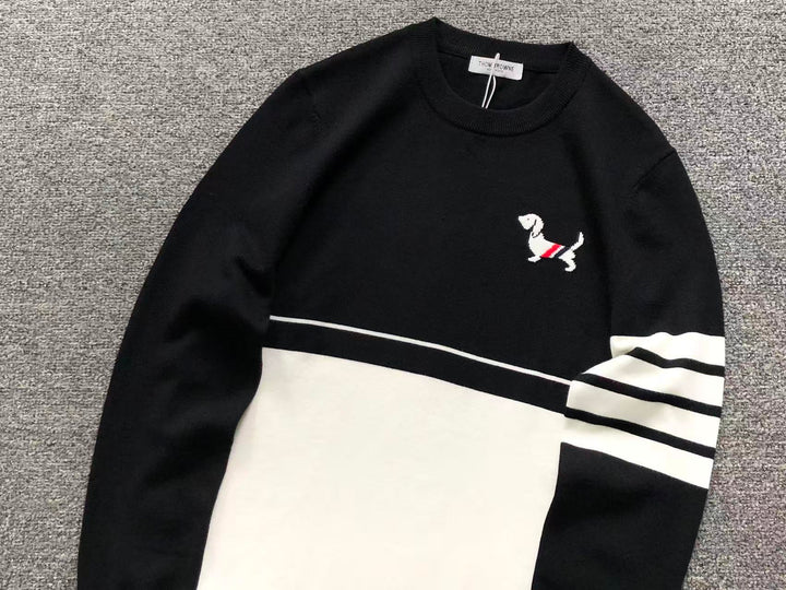 T - SWEATER