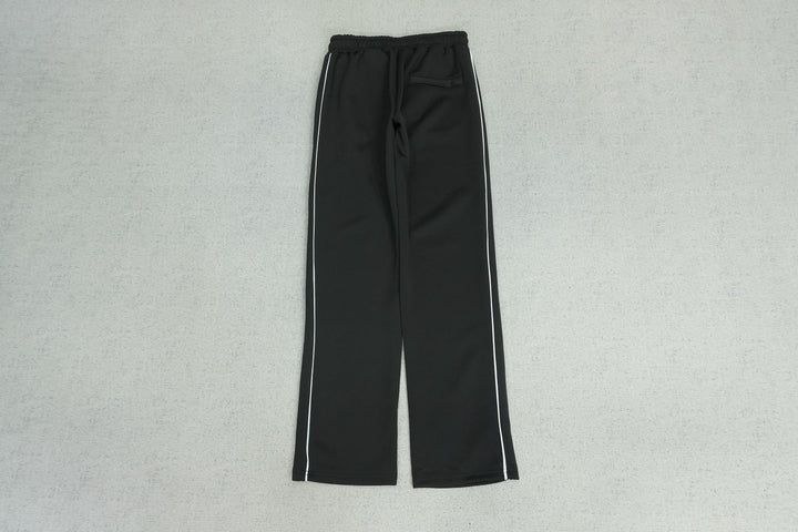 C - SWEATPANTS