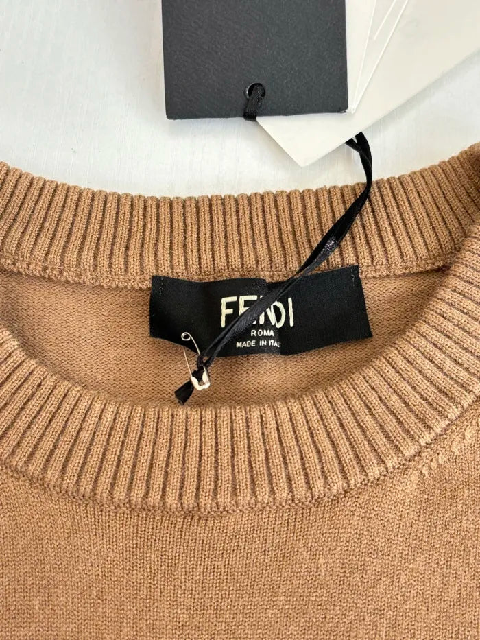 F - SWEATER