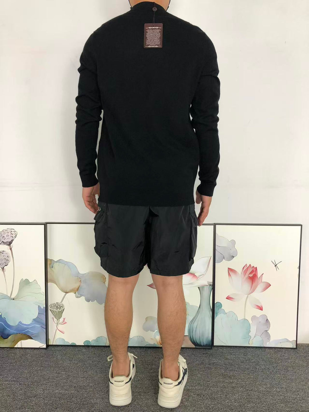 L - SWEATER
