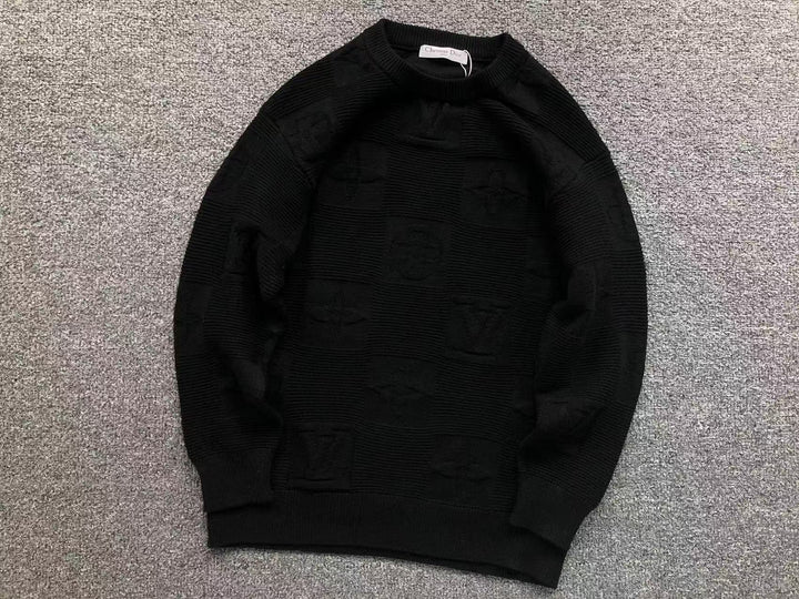 L - SWEATER