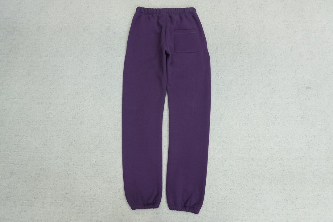 S - SWEATPANTS