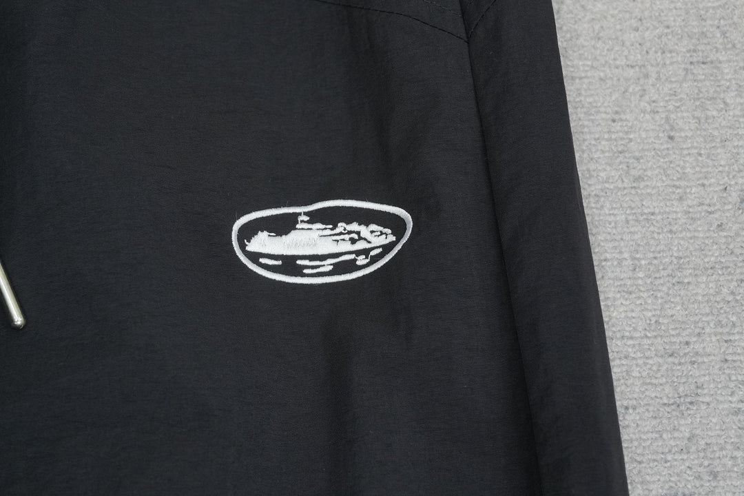 C - SWEATPANTS