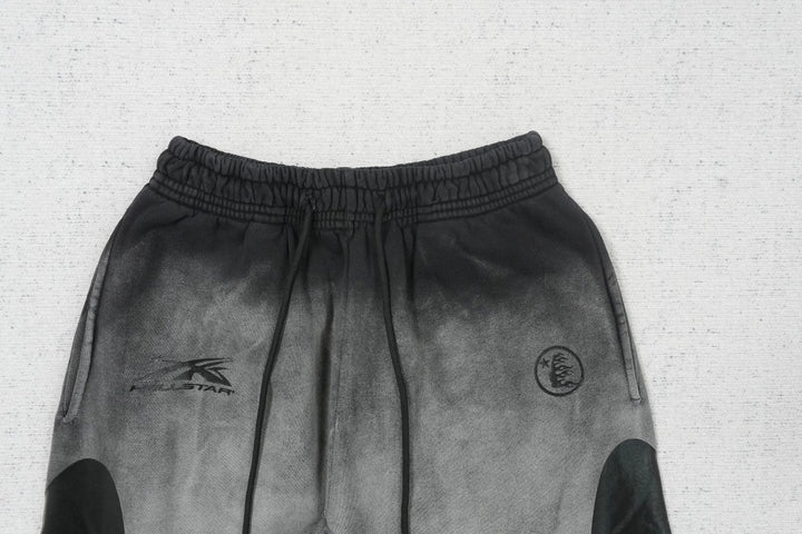 H - SWEATPANTS