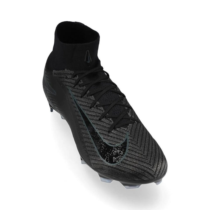 M - FUSSBALLSCHUHE