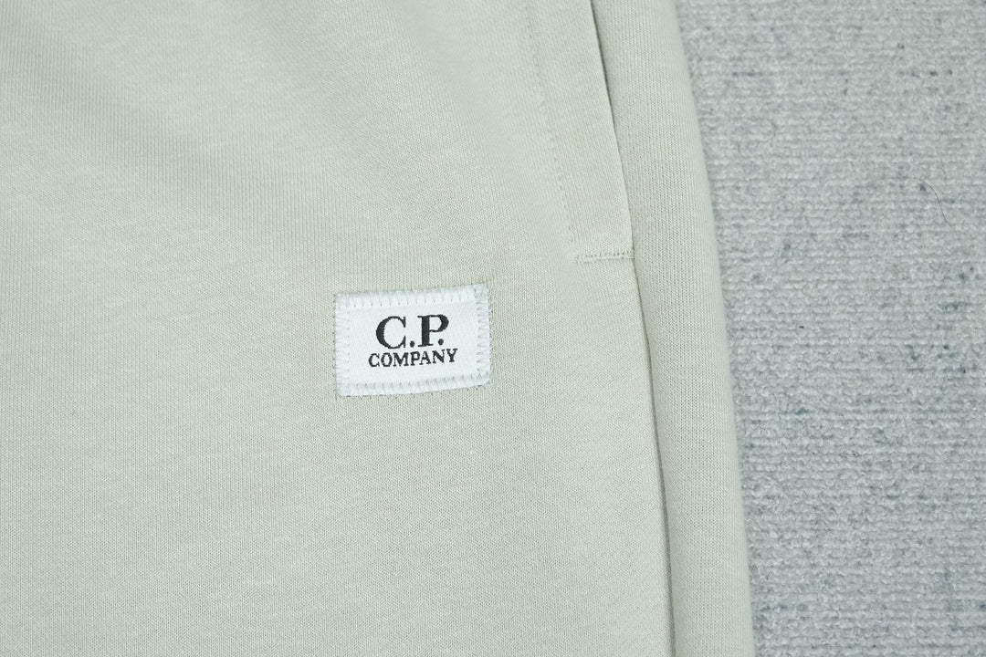 C - SWEATPANTS