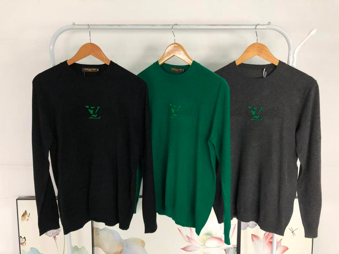 L - SWEATER