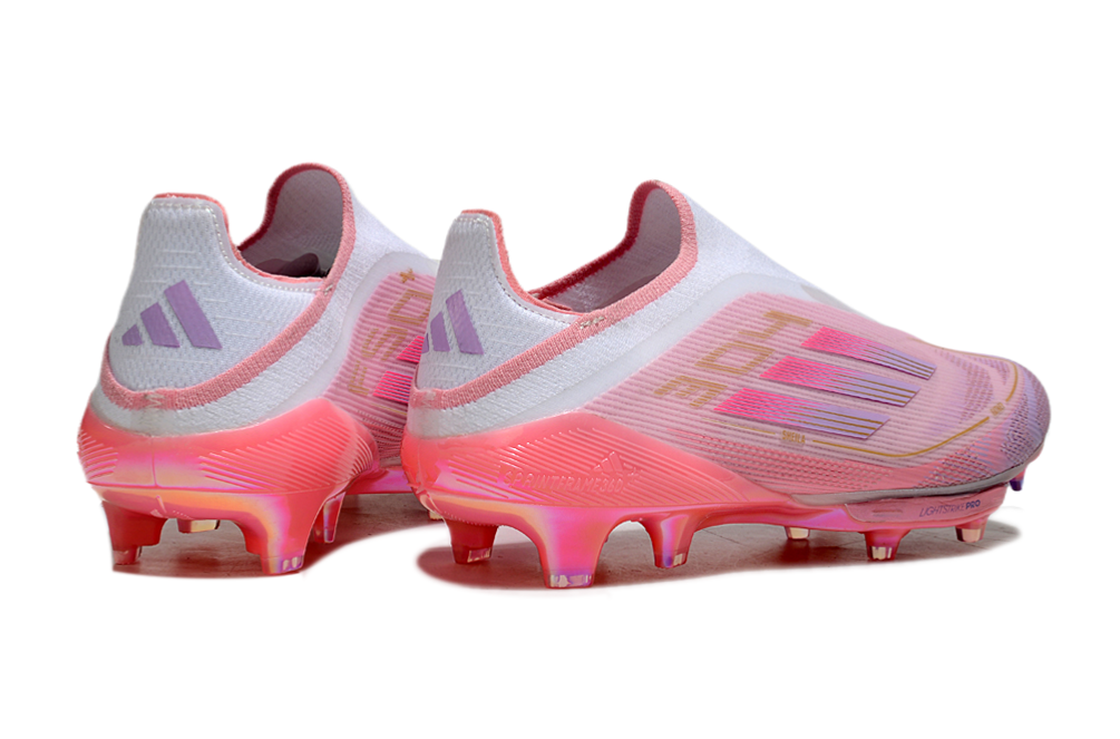 F - FUSSBALLSCHUHE
