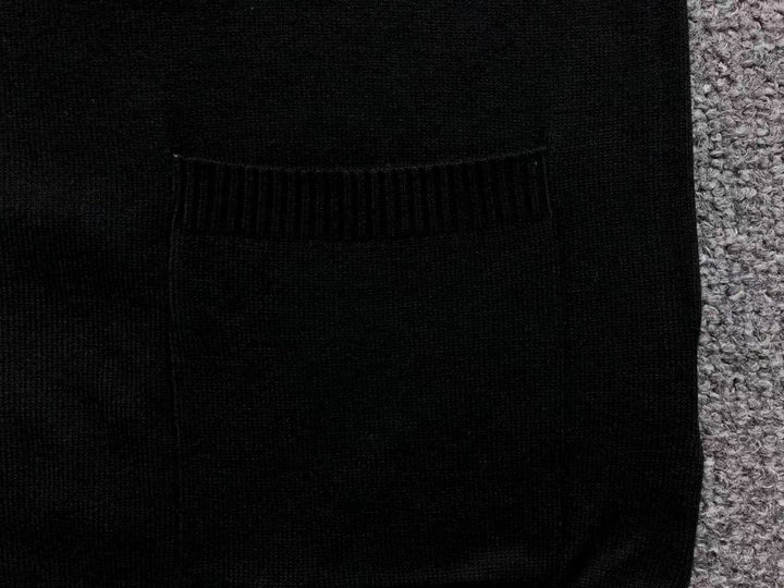 T - SWEATER