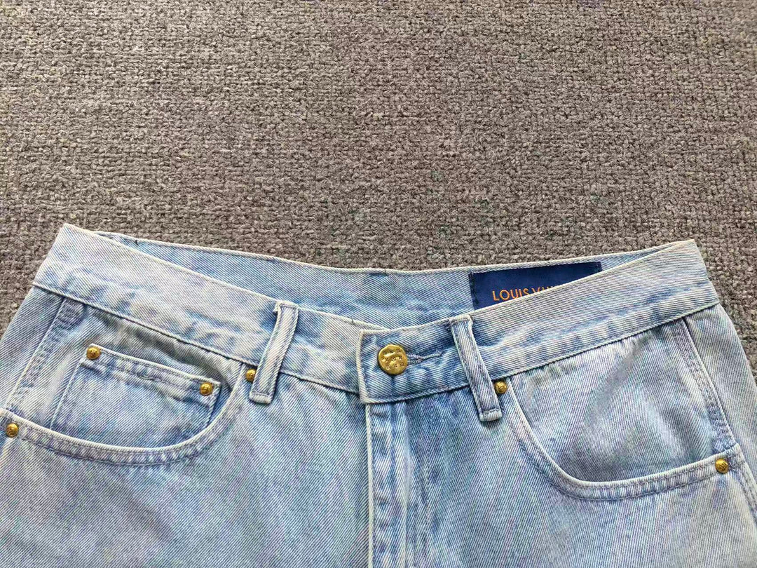 L - SHORTS
