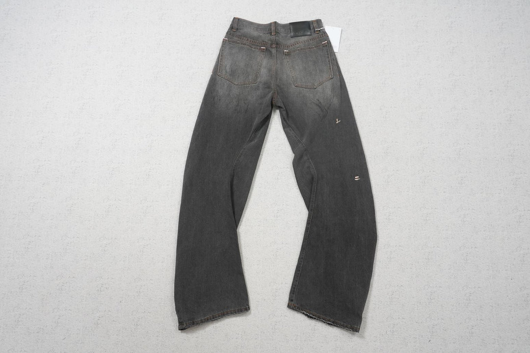 C - JEANS