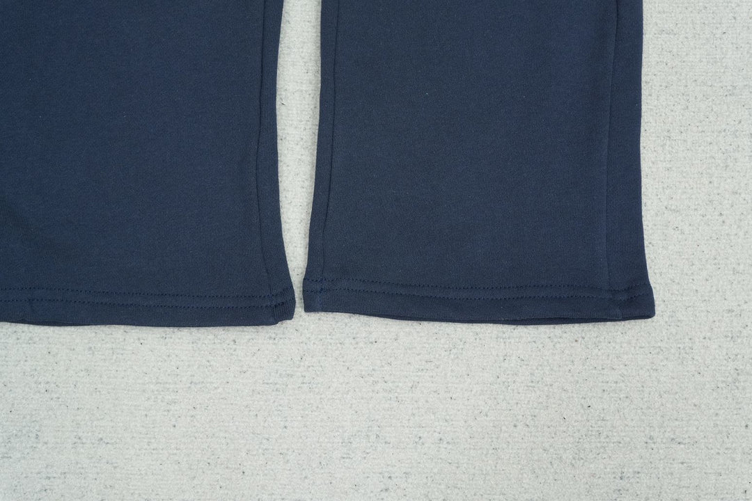 C - SWEATPANTS