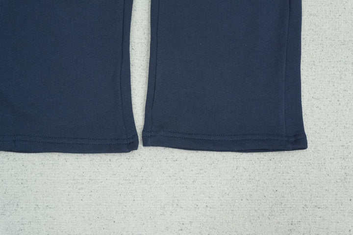 C - SWEATPANTS