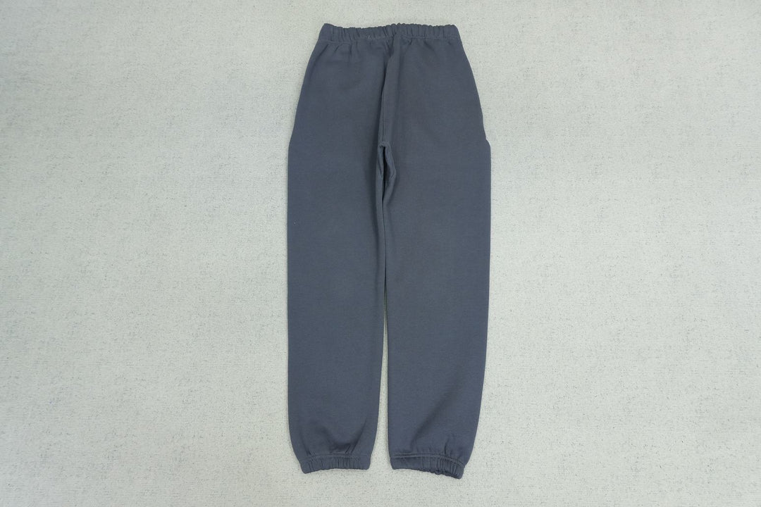 F - SWEATPANTS