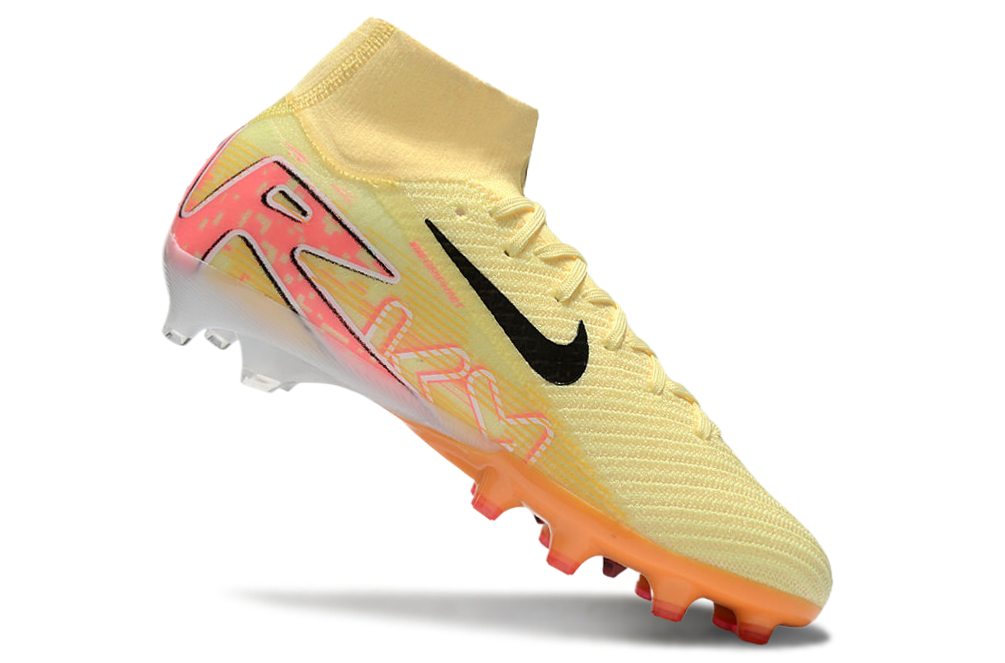M - FUSSBALLSCHUHE