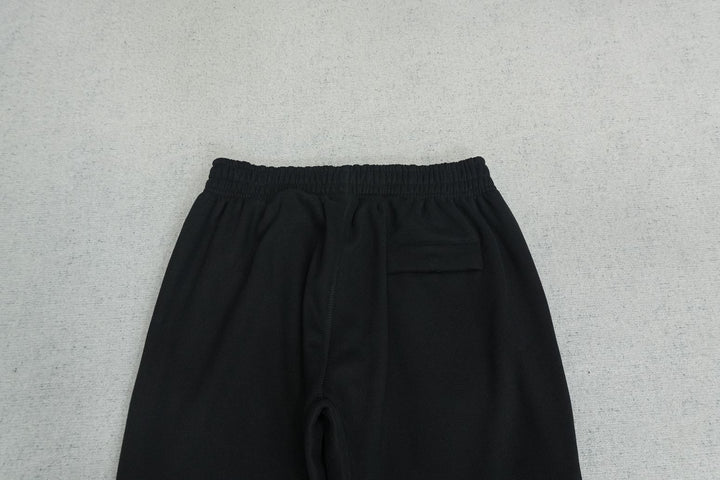 C - SWEATPANTS