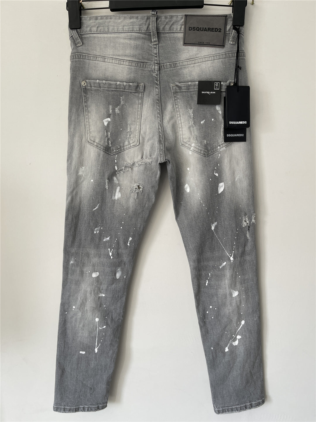 D - JEANS