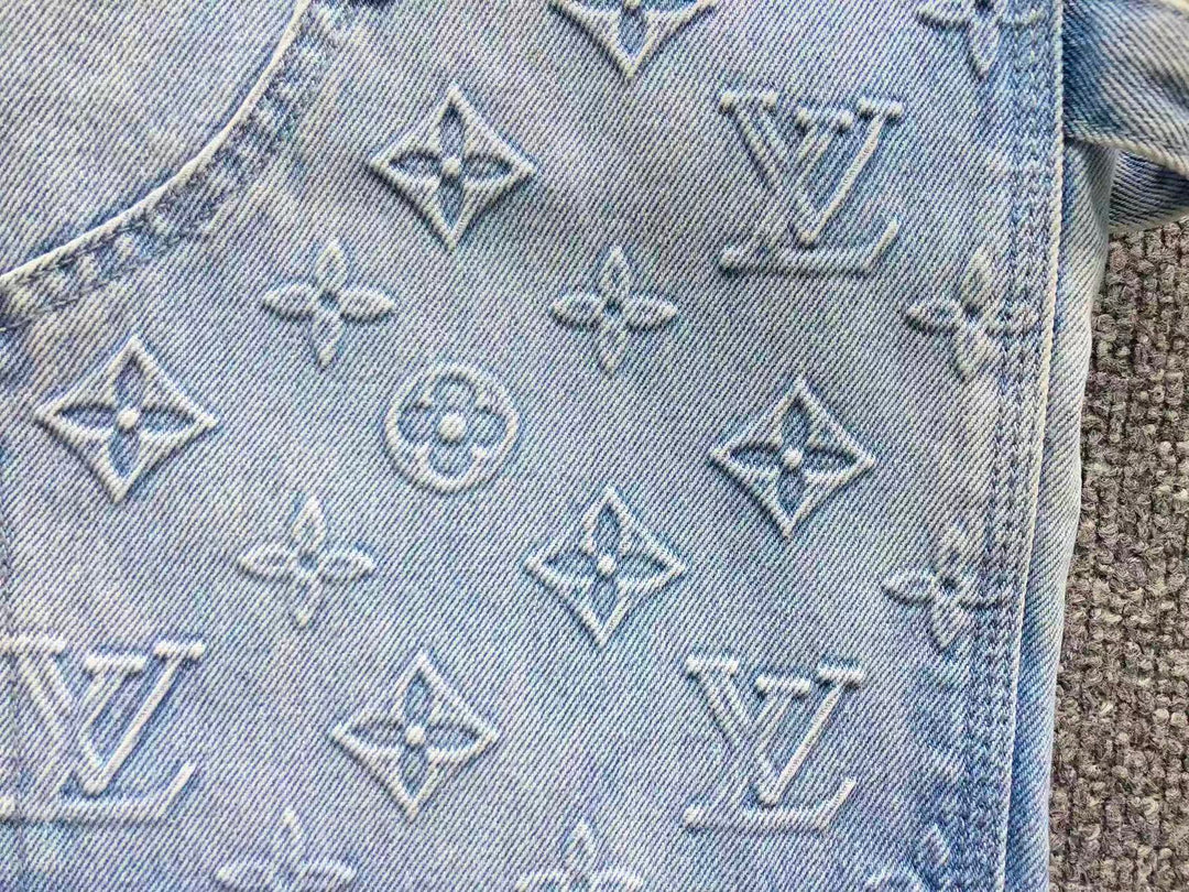 L - SHORTS