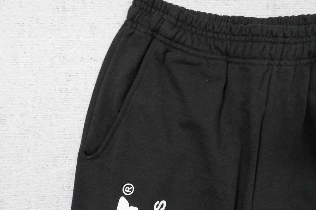 H - SWEATPANTS