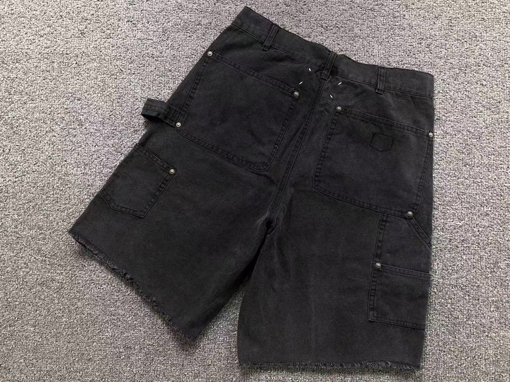 M - SHORTS