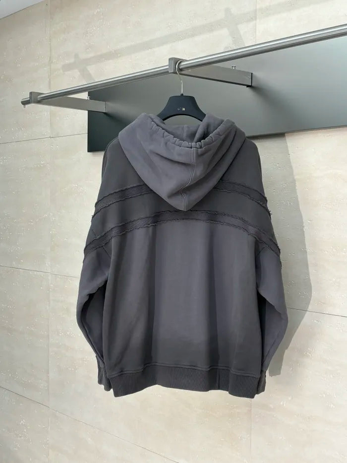 F  - SWEATER