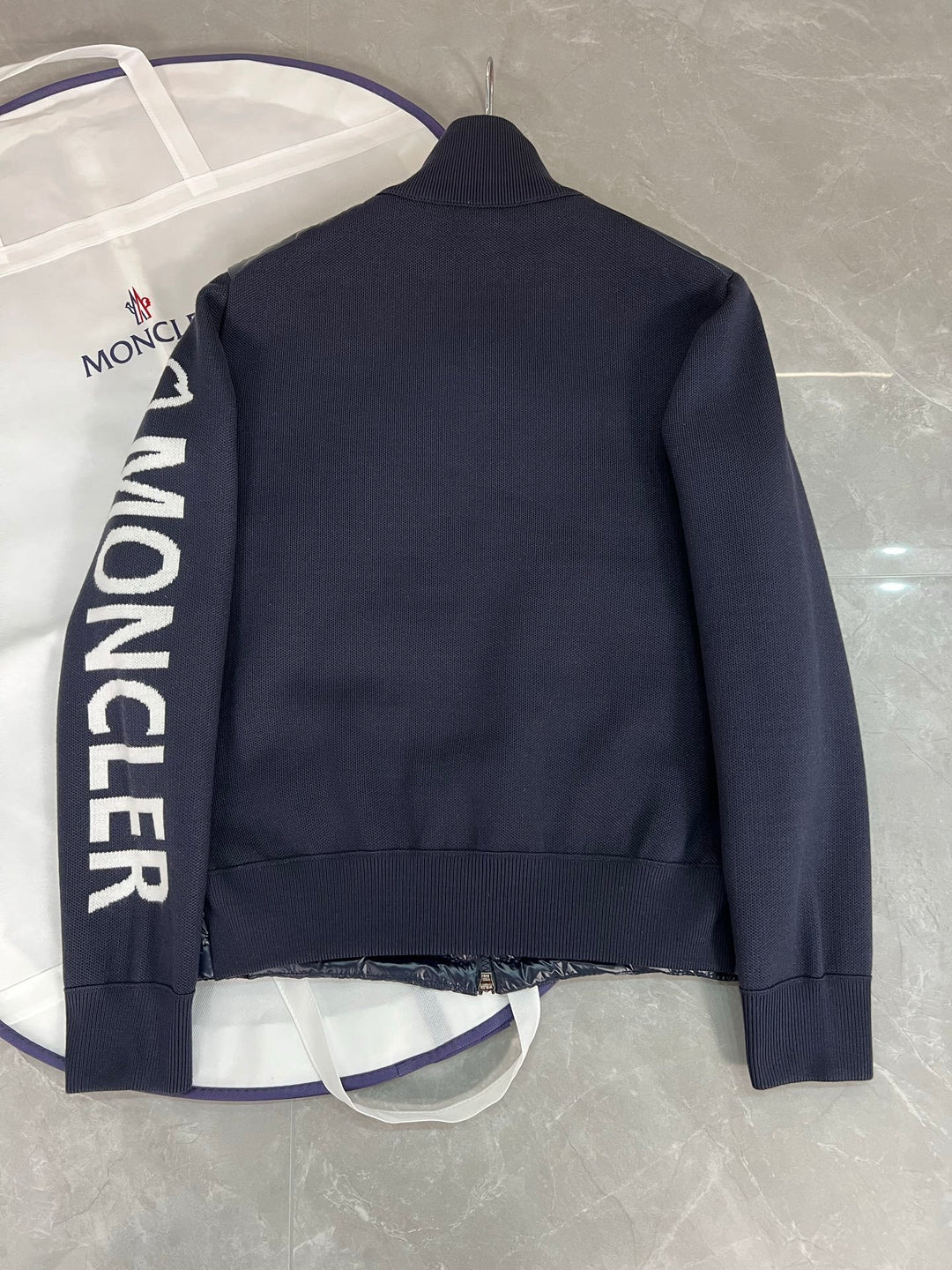 P - CARDIGAN