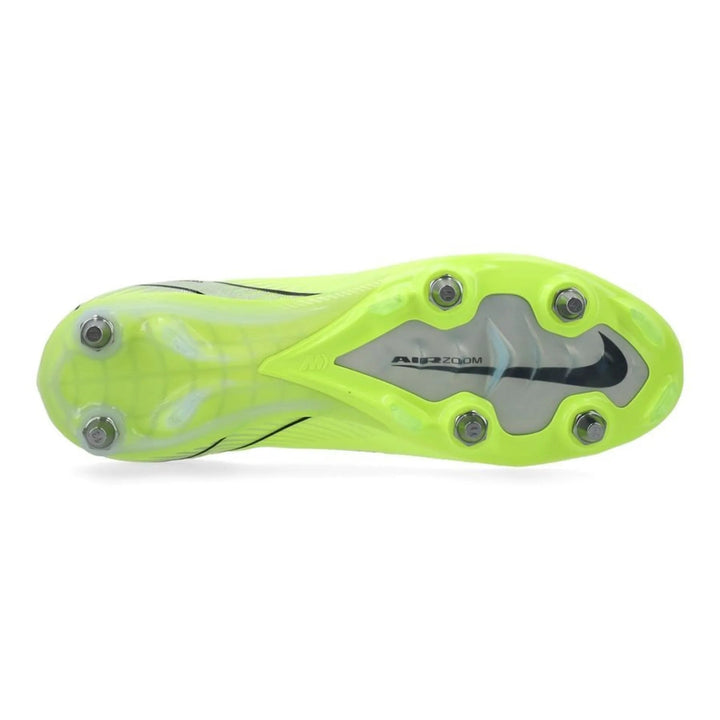M - FUSSBALLSCHUHE