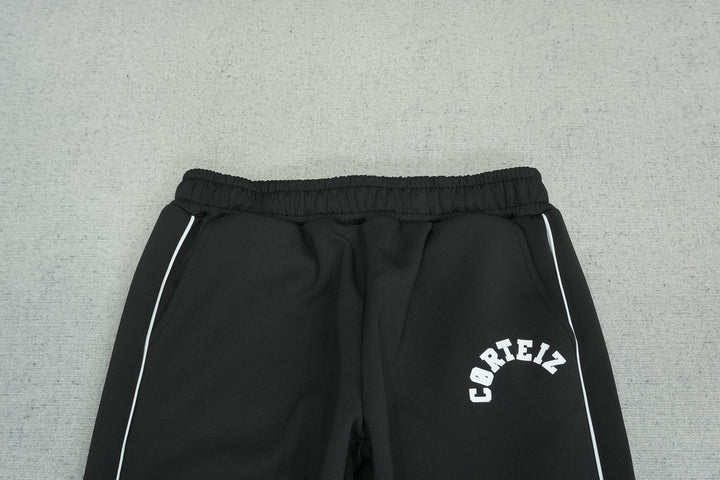 C - SWEATPANTS
