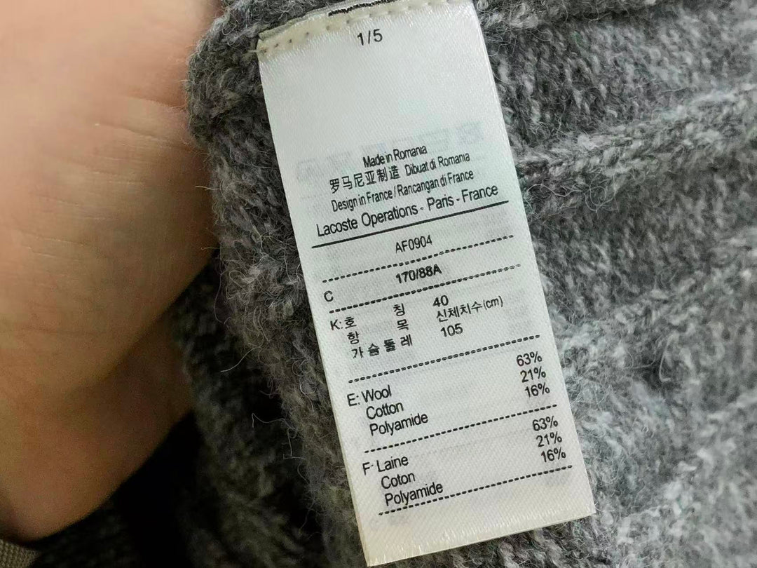 L - SWEATER