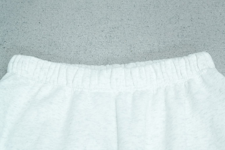 B - SWEATPANTS