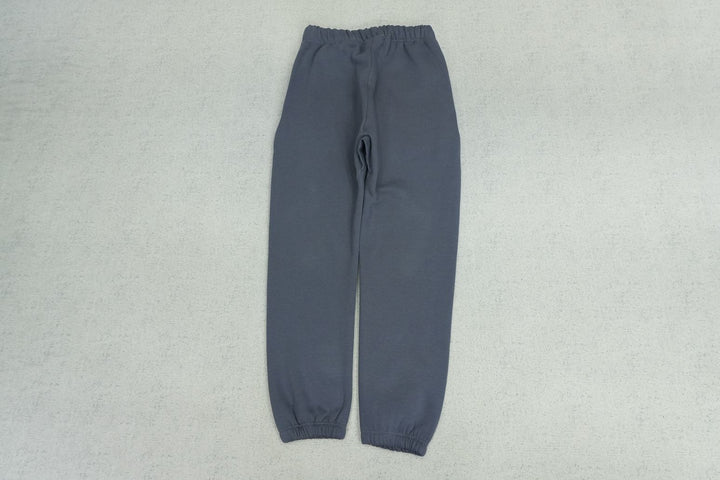 F - SWEATPANTS