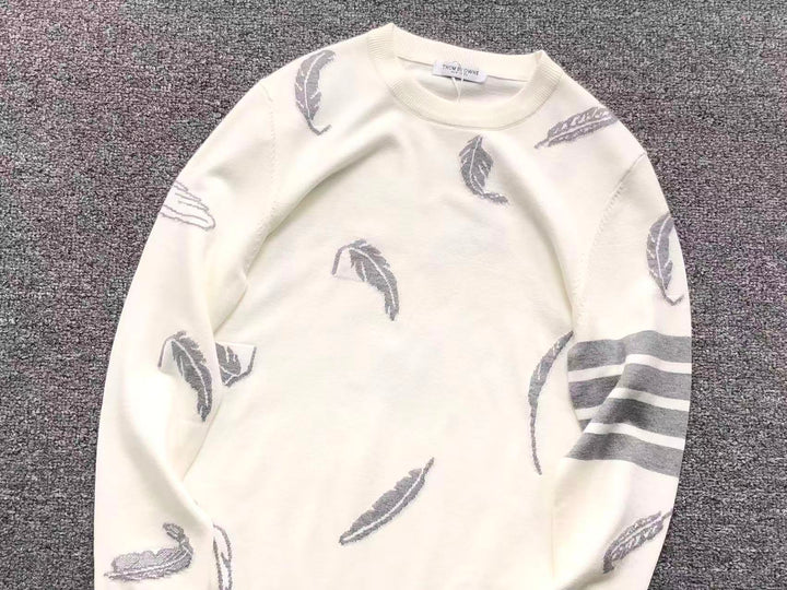 T - SWEATER