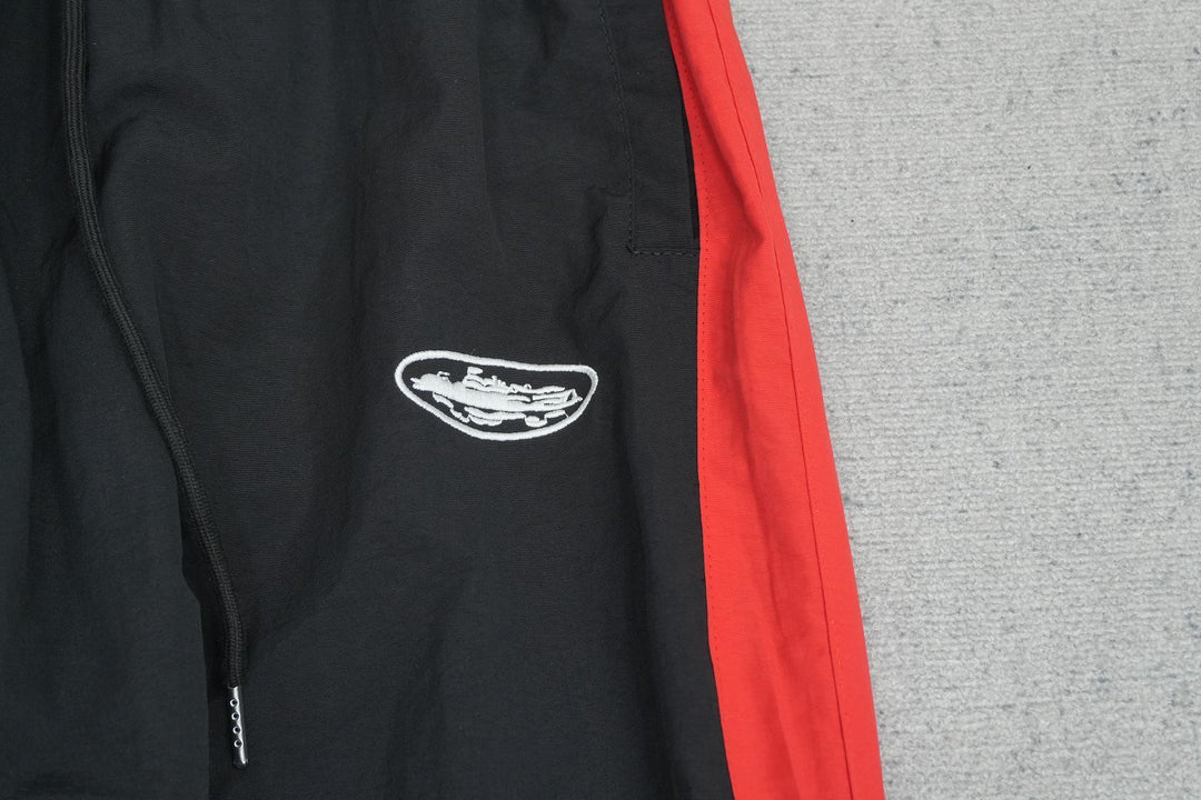 C - SWEATPANTS