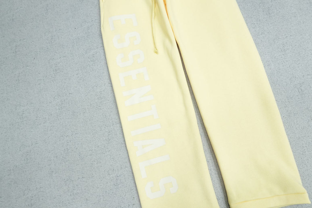 F - SWEATPANTS