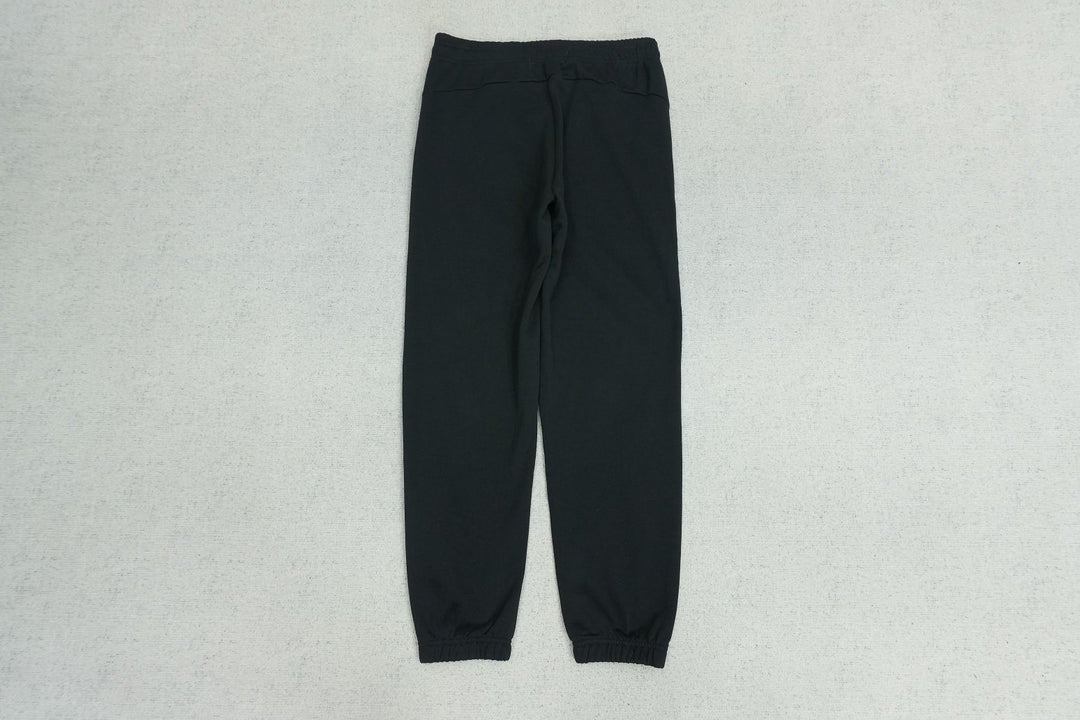 C - SWEATPANTS