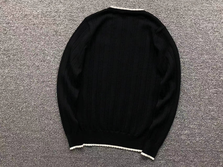 M - SWEATER