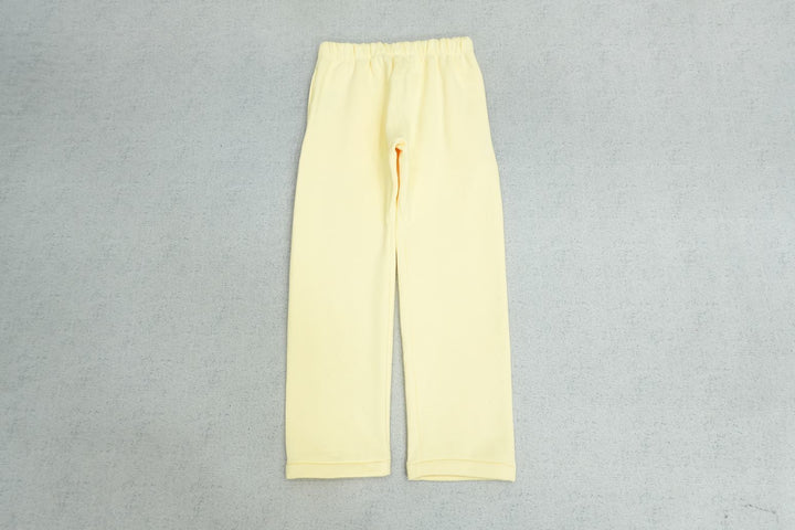 F - SWEATPANTS