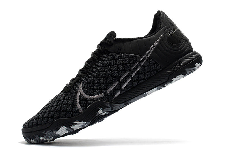 R - FUSSBALLSCHUHE