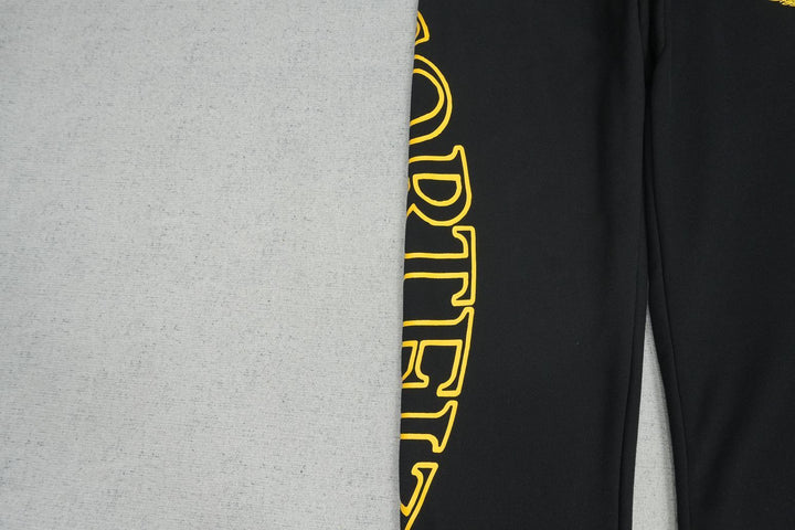 C - SWEATPANTS