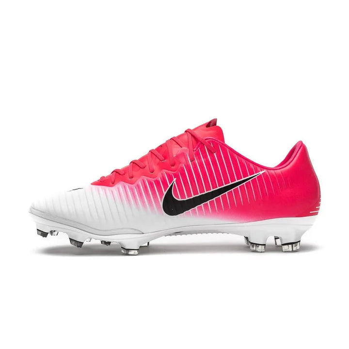 V - FUSSBALLSCHUHE