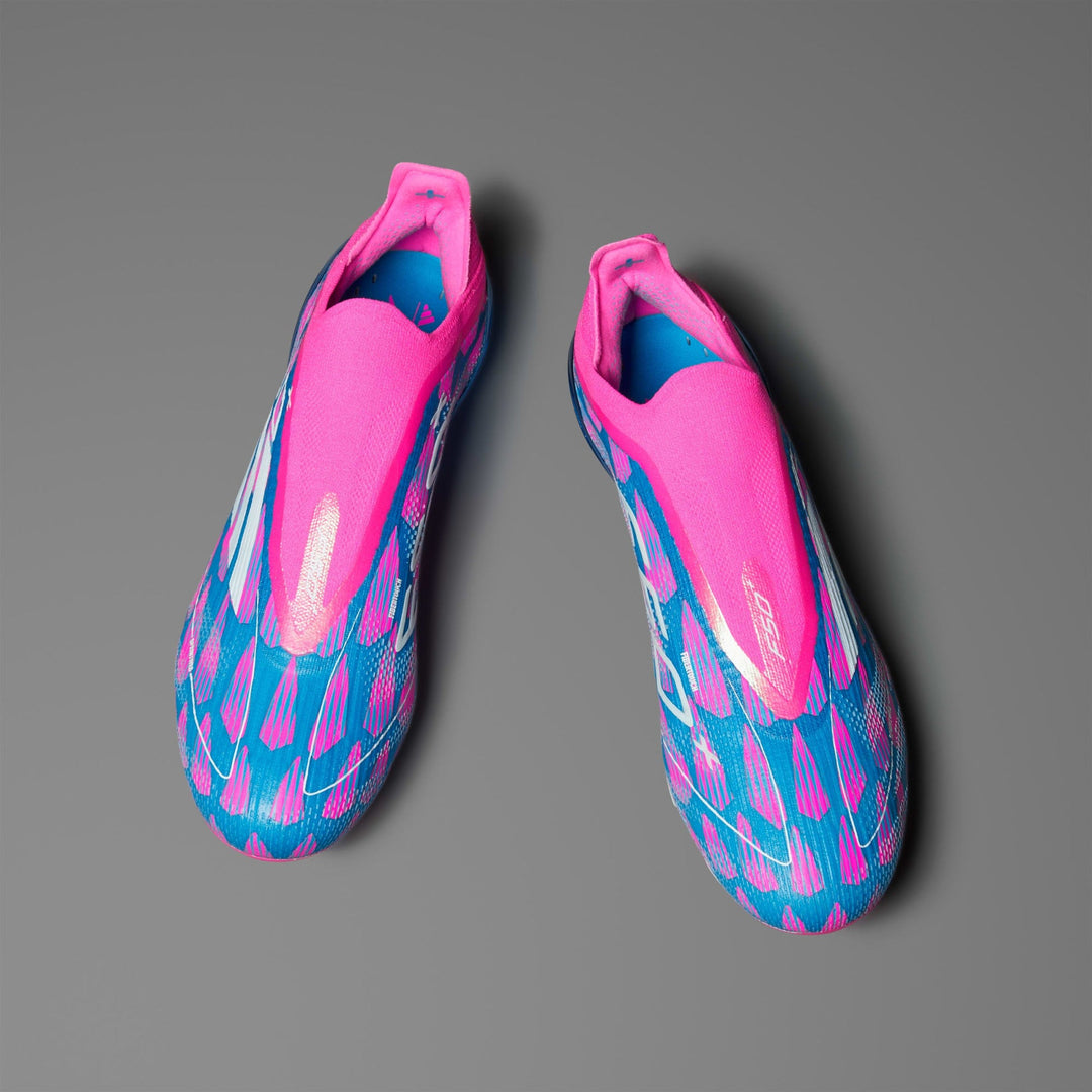 F - FUSSBALLSCHUHE