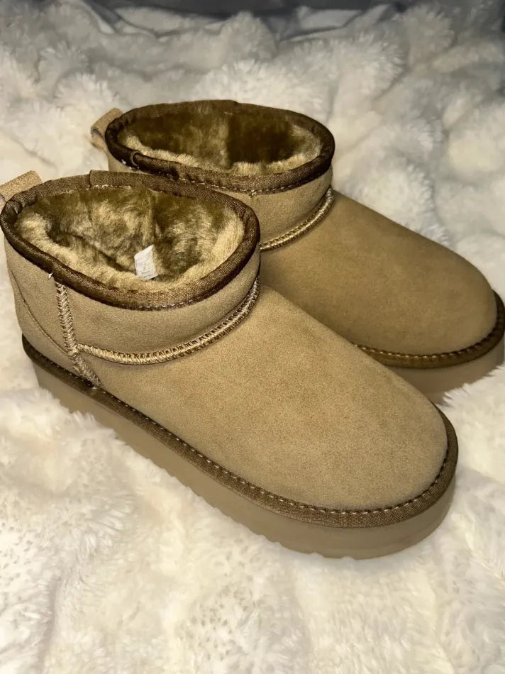 ANURA STIEFEL