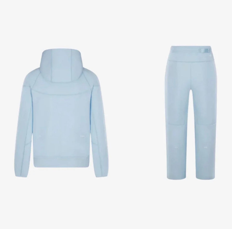 VIRAL TRACKSUIT