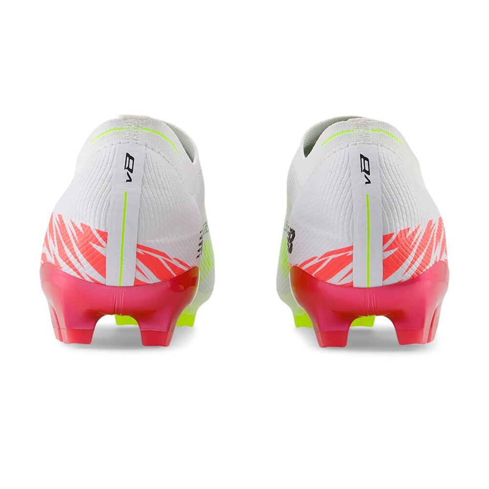 F - FUSSBALLSCHUHE